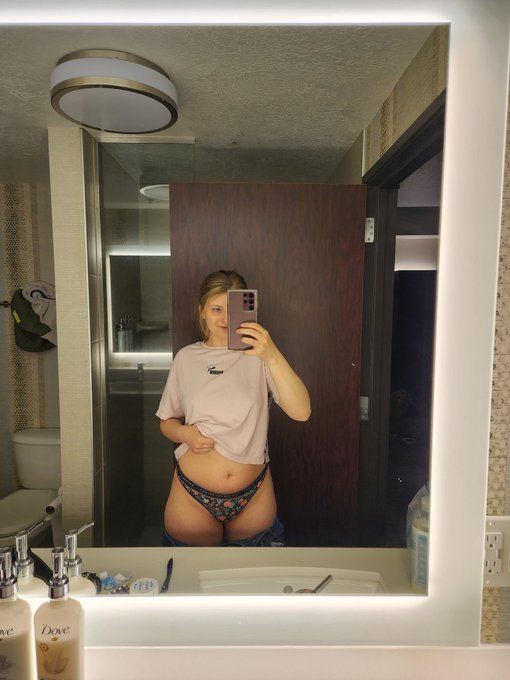 Good morning say it back 😊 https://t.co/fqDxOjebMA