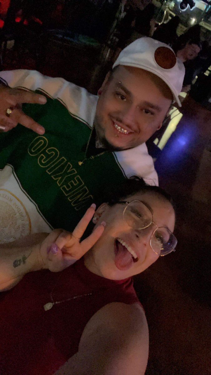Carlito8012's tweet photo. The bestie https://t.co/2pCptUlHXL