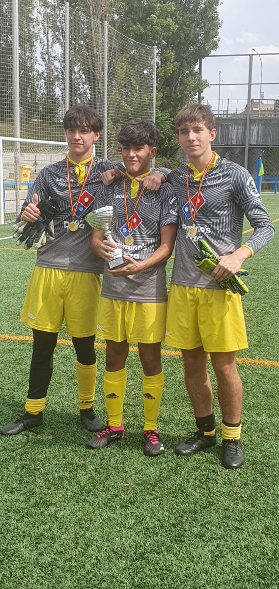 El Juvenil de <a href="/AD_Gigantes/">AD Gigantes</a> se proclama campeón del #torneolamelonera 2023. Gracias a <a href="/CFMadridRio/">C.F. Madrid Río</a>, <a href="/ADP_ARGANZUELA/">AD PARQUE ARGANZUELA</a> y Pasillo Verde por su deportivida