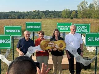 ClardyForHouse's tweet photo. #MississippiRiverGreenwayCloseTheGap @cityofsaintpaul @CityofIGHmn @CityHastingsMN @CityofRosemount #Nininger #SouthSaintPaul #ConnectingCommunities https://t.co/6ElxJHxihU