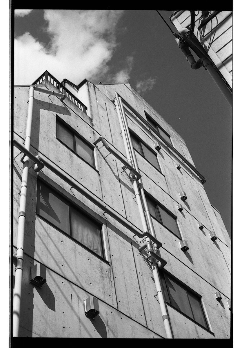 この夏に帰りたいねえ、切実に
Canon FTQL
Canon FL50mm F1.4II(II型が好きなのよ)
Agfa APX100
2021-08-10