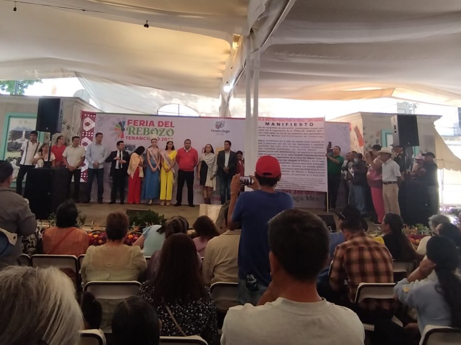 Luz Valdez tweet media
