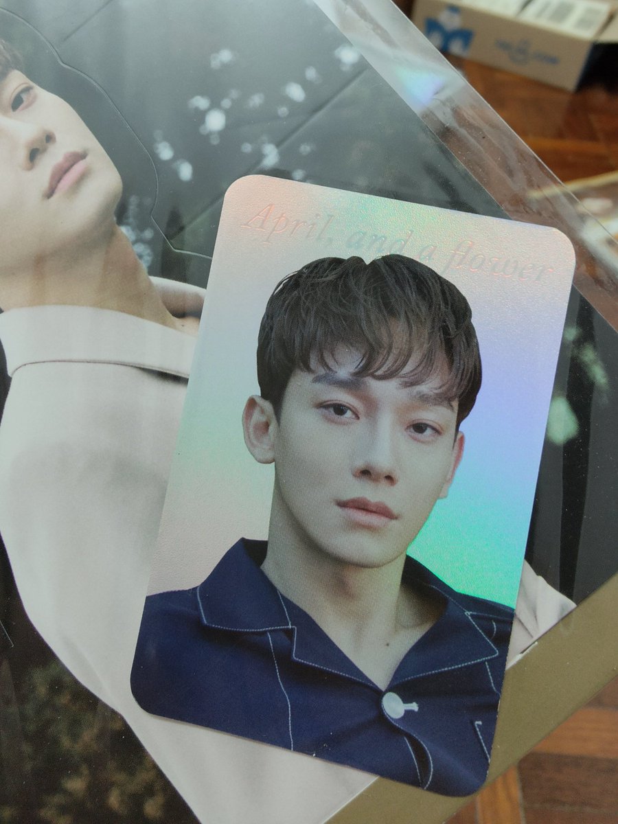 Anneee921's tweet photo. 🇲🇾 WTS EXO CHEN lenticular card set with photocard
- Dear my dear (unsealed)
- April and a flower (sealed)
- RM20 each set excl postage
#pasarexo #pasarexomy https://t.co/FtTOvrujqm