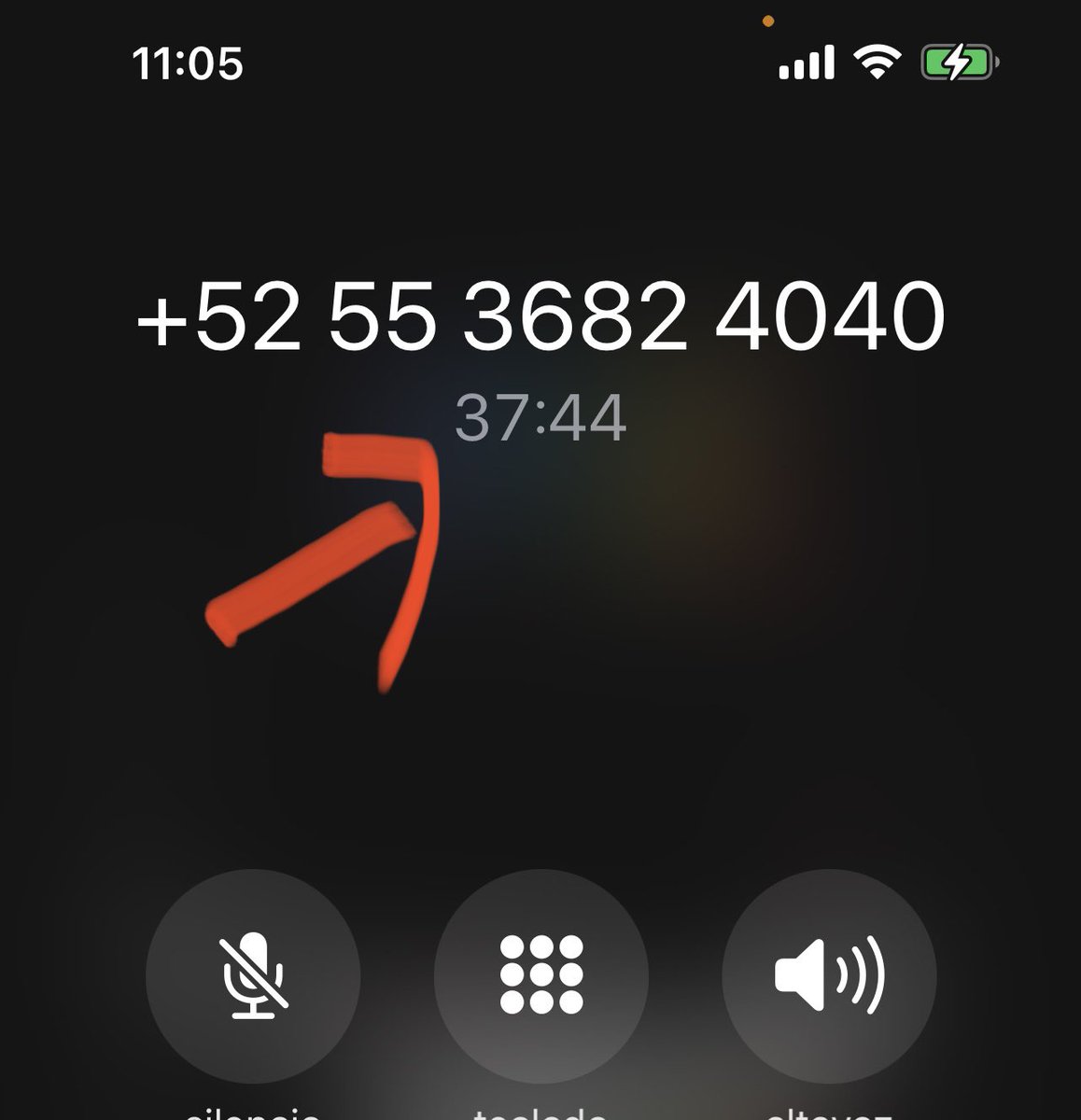 MichAltamirano's tweet photo. @REDPACK_mkt No es posible que no contesten jamás!!!! Llevo toda la semana tratando de comunicarme, en su grabación dicen que el tiempo de espera es de 4 min.
Y todos los días es lo mismo!!! NECESITO QUE ALGUIEN ME AYUDE POR FAVOR!!!!!! https://t.co/PSUVKikCEo