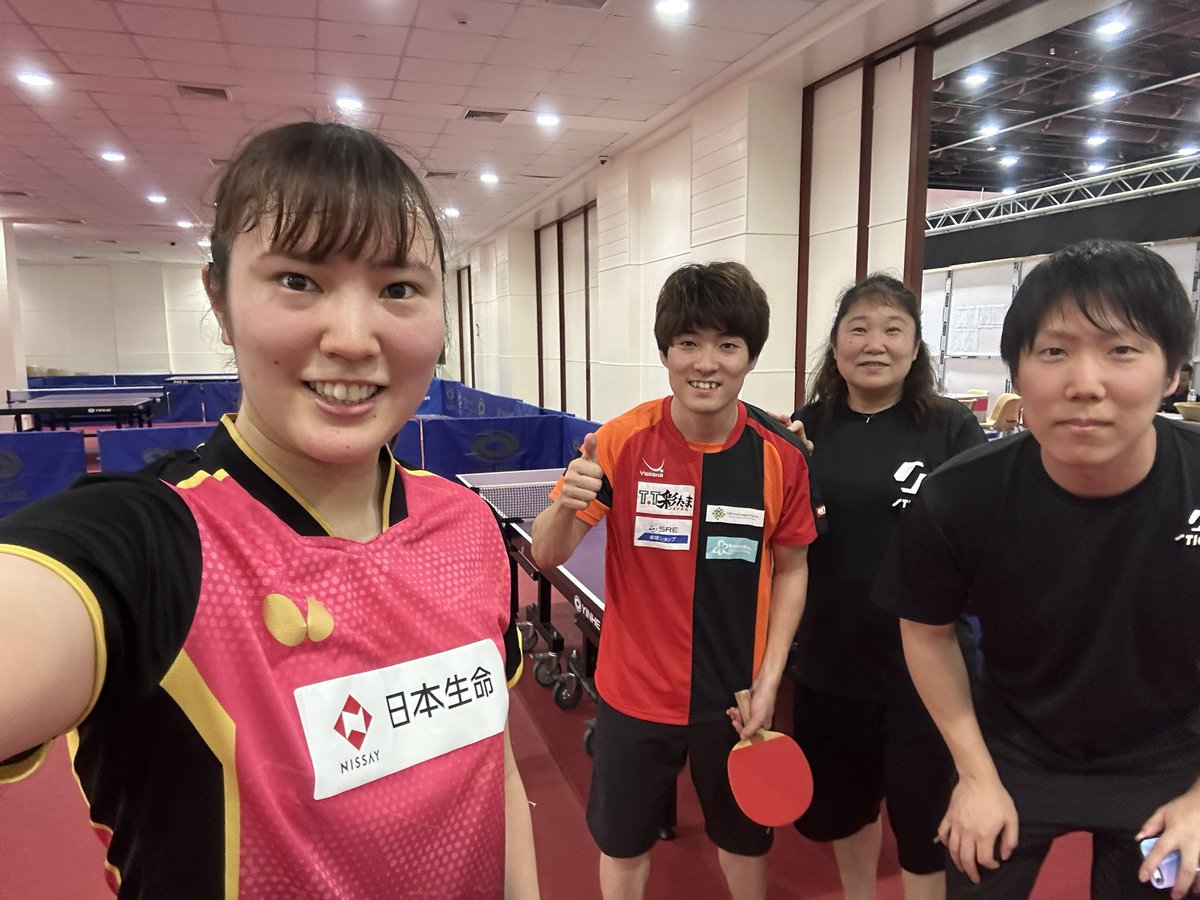 d29NCZi0c5xSeK3's tweet photo. タイ🇹🇭ワールドツアー、明日香、お陰様で、準優勝🥈でした。
今回、初めてWTT大会、帯同させて頂き、感じた事は、大会に携わって下さった、スタッフの皆様、審判の皆様、朝早くから夜遅くまで、本当に　よくして頂きました🙇🏻
感謝🙇🏻感謝🙇🏻でございます🙇🏻 https://t.co/xz6xJno8Wq