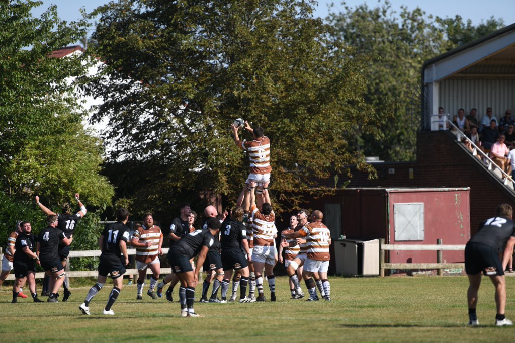 Action shots from todays emphatic 63-5 win. 👏🏻 

📸- Ian Flynn