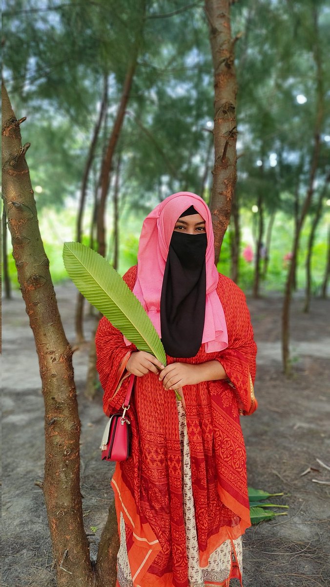 Nusrat_Jue's tweet photo. একবার ধরতে পেলে মনের মানুষ
ছেড়ে যেতে আর দিও না💗 https://t.co/8aiEemkGor