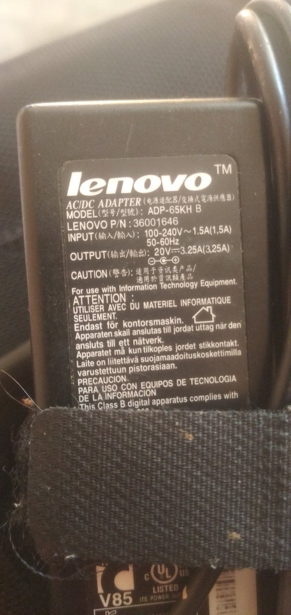 DEVENTAS76's tweet image. Vendo Cargador de Laptop Marca Lenovo, usado pero en Excelente Estado Operativo, ideal para laptops y/o PC knaima. Las fotos publicadas son reales.
Lo Mejor.. entregas personales a clientes cercanos a la comunidad (cero 🚫 Estafa 😎 somos es Serios 💯 ) 
Aprovecha y Compralo