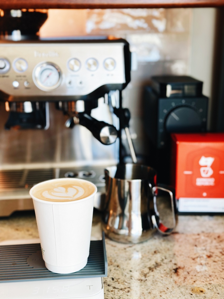 espressorep's tweet photo. Are you a home barista? Get your freshly roasted coffee now at https://t.co/AtFZz9DJ1f
.
.
#EspressoRepublic #Coffee #Espresso #Home https://t.co/PjHJXDq7PE