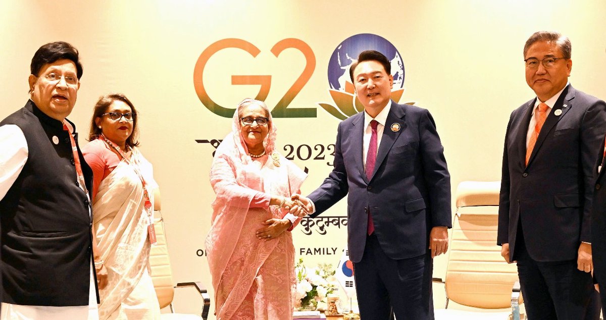 drSaimaWazed's tweet photo. A busy & productive day in #NewDelhi at the #G20 Summit today!

Bilateral meetings with President of the #UAE 🇦🇪 His Highness @MohamedBinZayed, Yoon Suk Yeol @President_KR of the Republic of Korea 🇰🇷, and a wonderfully warm chance encounter with @WHOSEARO Regional Director Dr. Poonam Khetrapal Singh.