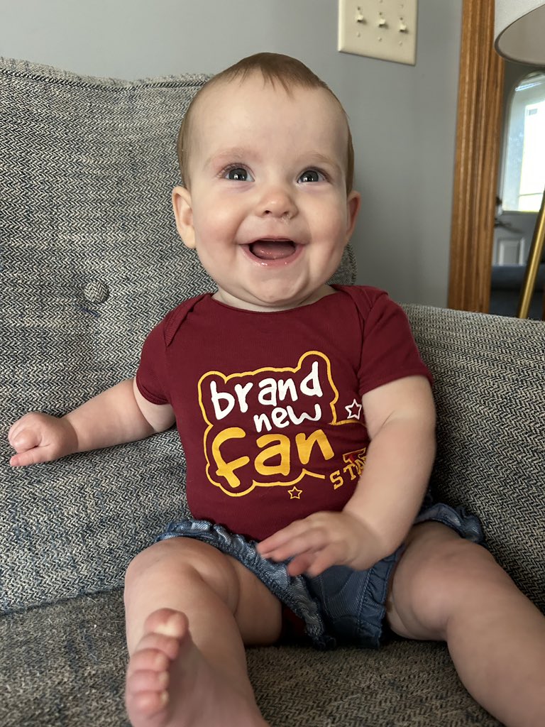 Andrew Larson tweet media