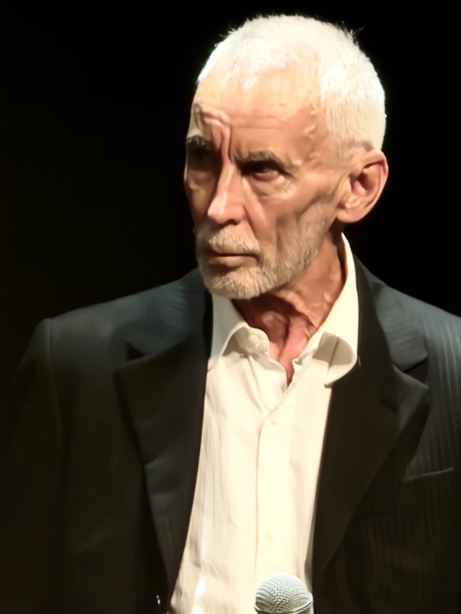 IreneK24's tweet photo. The legend Lee Tamahori presented his most recent film last night. The Convert, with magnificent cinematography and brilliant cast, Guy Pierce, Tioreore Ngatai, Jacqueline McKenzie, Dean O'Gorman not only thrill but educate one's soul. #indigenous #moari #brilliant https://t.co/qQxKvYZJTR