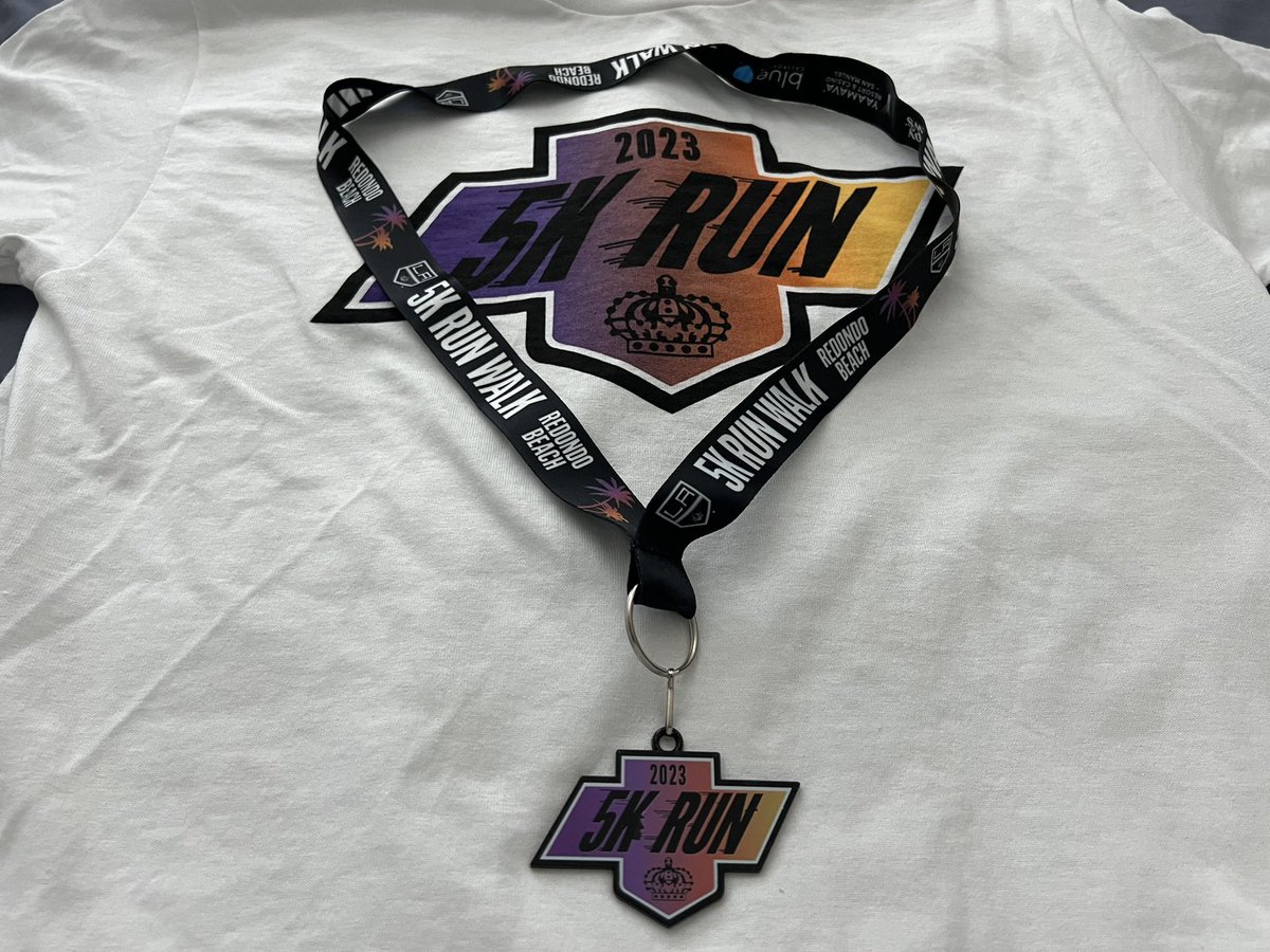BernieC7's tweet photo. I finished the LA Kings 5K. #lakings #lakings5k #lakingsrunclub https://t.co/m8SBj5hB2U