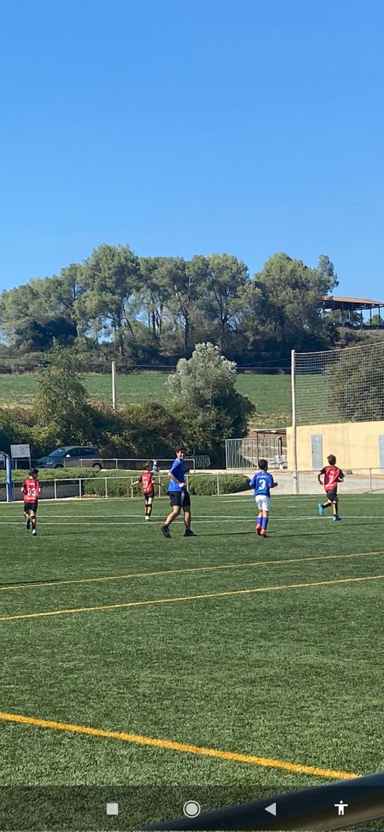 ✅ Deixa jugar i no baixa el ritme del partit
✅0 errors
✅No vol ser el protagonista
Arbitratge nivell 🔝🔝🔝