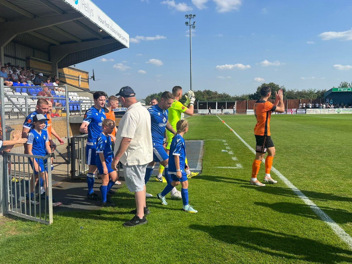 Well earned 3 points today.  Thanks for looking after Cara today <a href="/ryanhenshaw/">R.H</a> she reckons she told you what the result would be 😀