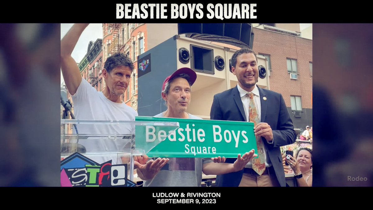 BeastieBoysNews's tweet photo. So emotional! #BeastieBoysSquare 🎤🎤🎤 https://t.co/ZTjJN5aMBi