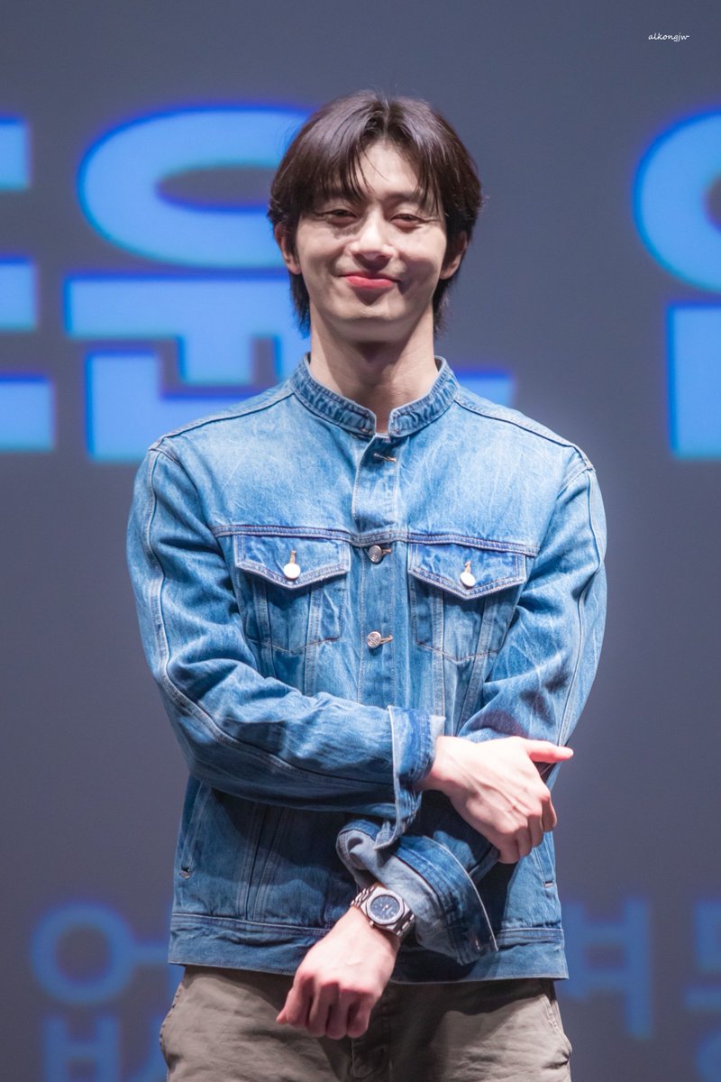 230827 콘크리트 유토피아
롯데시네마 건대입구 무대 인사

민성 役 #박서준 배우님