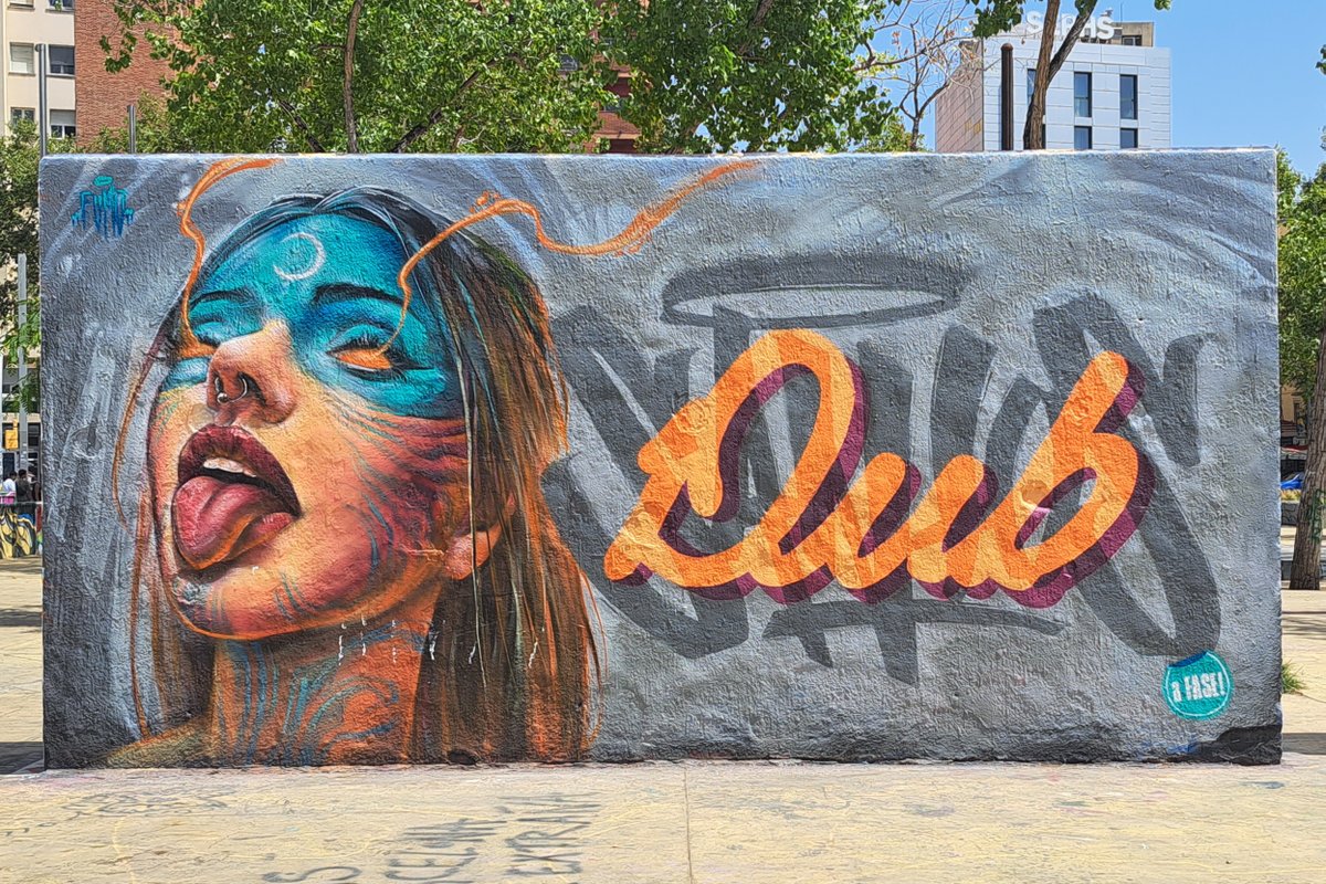 #Barcelona #TresXemeneies #Streetart #UrbanArt