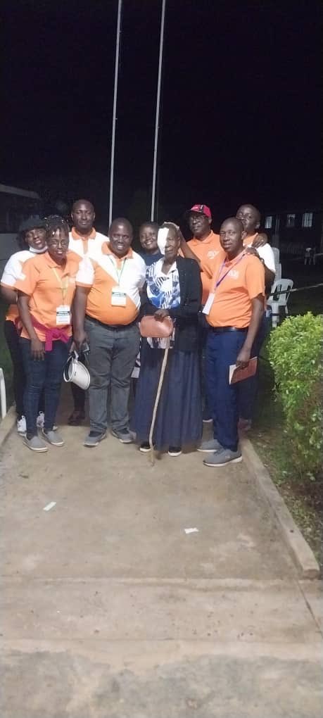 AMDAUganda's tweet image. #Timecheck: 

Mrs Stella Bagombire, the last patient of the 8817 patients treated at today’s #AMDAMedicaCamp23 pauses for a photo with some of our members still at camp site. 

We can’t thank you enough all our medical teams, partners and sponsors. 

May Gold bless you 🙏🙏🙏