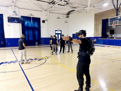 Mental Health Intervention Training (MHIT) is a 40-hour course mandated for patrol personnel at LAPD. Yesterday, we had some of our officers from Class 5-22 complete live scenarios in Virtual Reality (VR), along with our newest DMH SMART clinician &amp; DSVD Captain II Cliff Humphris