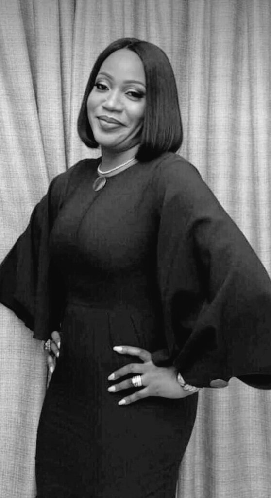 Happy Birthday to Mrs. Margaret Obi. Our very own First Lady 🌹🕺 We pray for divine lifting and longevity in the journey of life. Please drop your twitter handle under this tweet for a follow me I follow you.