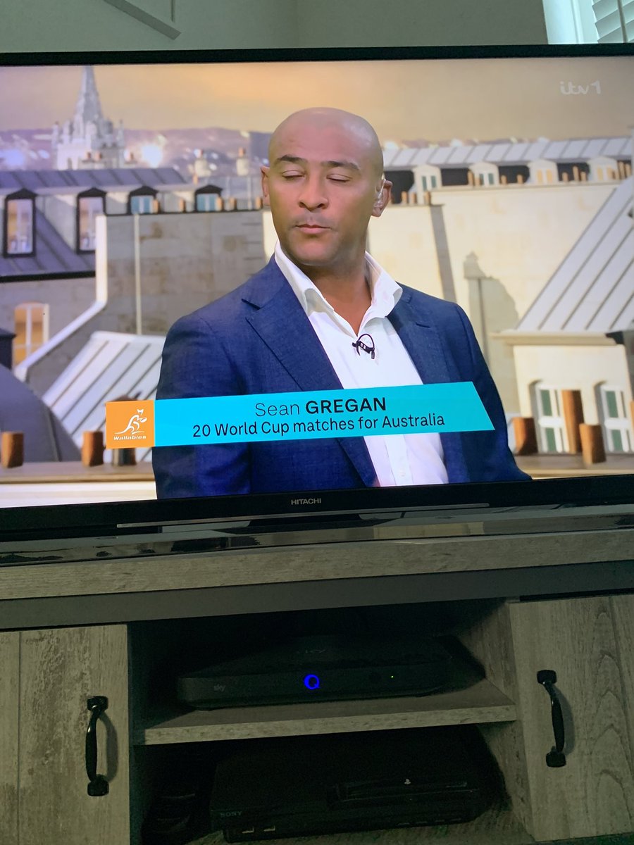 Sean Gregan!!! Who the hell is that??!! Why do these clowns at itv continue to be given coverage of rugby 🤦‍♂️🤦‍♂️🤦‍♂️