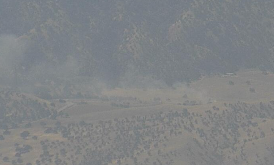 mathias_he41002's tweet image. #RollingFire
app.watchduty.org/i/12279#allow-…

Unknown size vegetation fire with smoke visible on the cameras. Resources at scene and enroute.

29000 block of Rolling Hills Rd - Caliente, CA