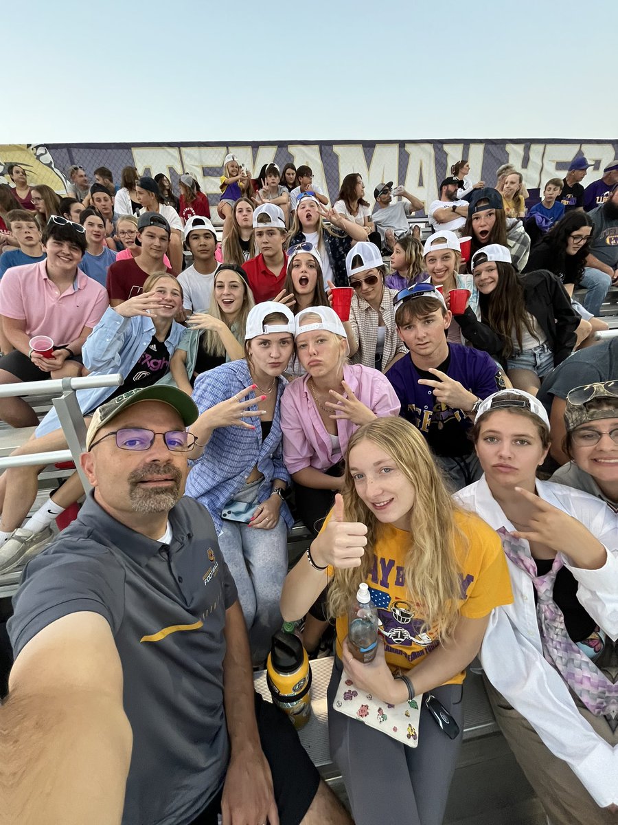 Football and softball selfies. #selfieswiththeprincipal #thtigers