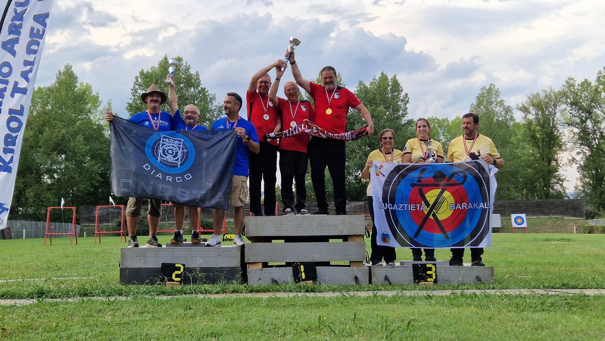 Arku Lagunak ha obtenido el oro en el Campeonato de Euskadi de Equipos de Club, de mano de Carlos, Iñaki y Luis Carlos, que se ha desarrollado hoy en Amurrio.