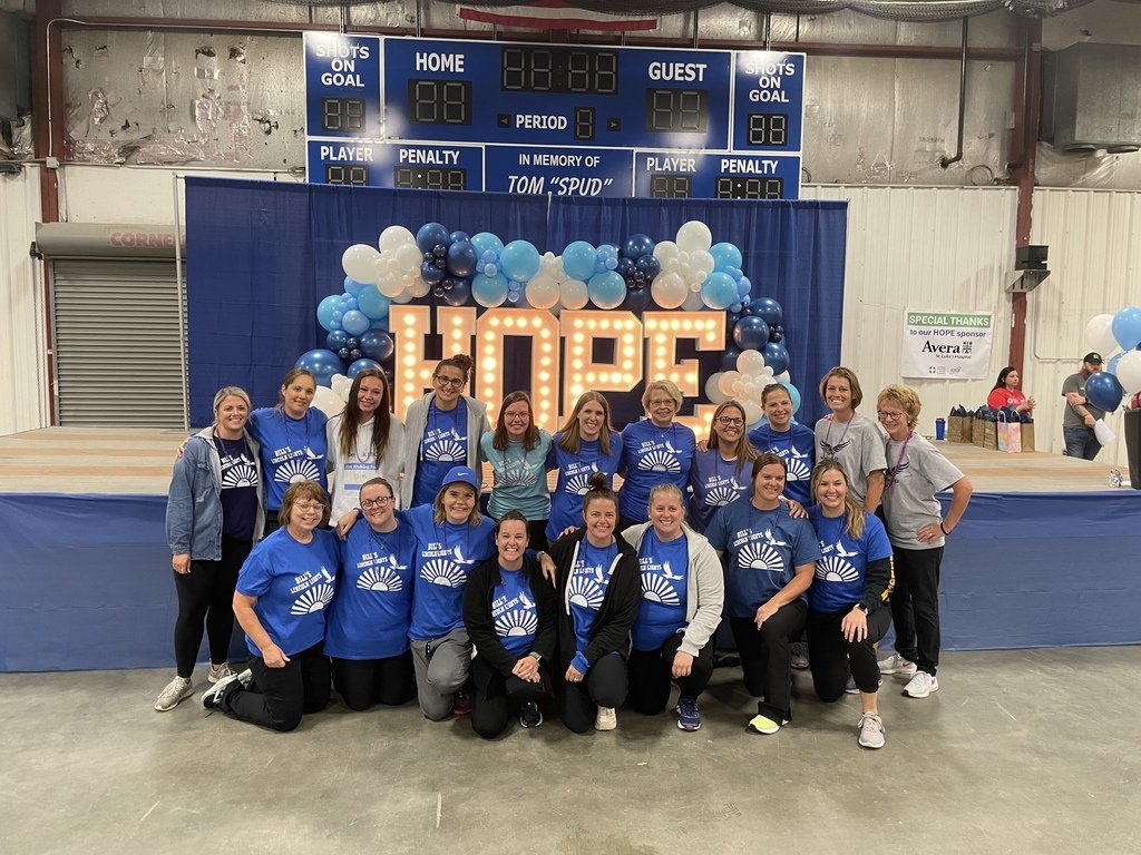 AberdeenLincoln's tweet photo. Our staff had a team that participated in the Out of the Darkness Community Walk for suicide prevention. Our team had the opportunity to lead the walk this year. #hopeinaberdeen #youmatter #billslincolnlights https://t.co/Az3NQ3WCsq
