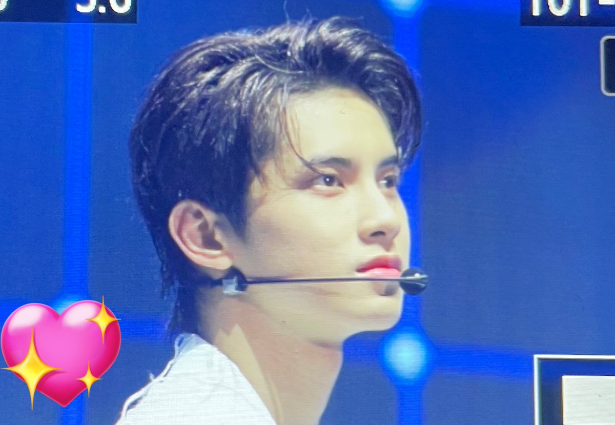 kyler_station's tweet photo. 230909 호라이즌 첫 콘서트 preview

Pogiiii💚

#HORI7ON #호라이즌
#HORI7ON_KYLER https://t.co/SE9qp82Gh7