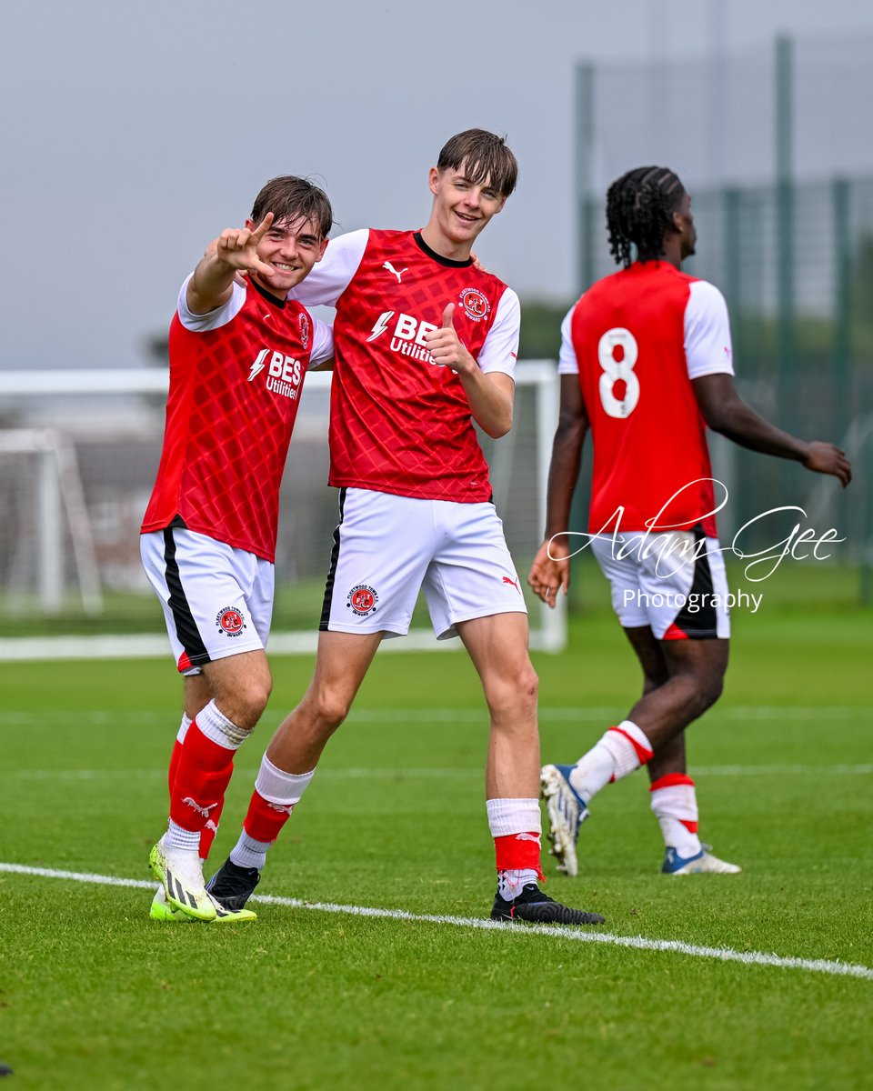 adamgeepics's tweet photo. An incredible performance from @academyftfc as they took on @QPR in the #ProfessionalDevelopmentLeague at @PoolfootFarm running out 9 nil winners! #CodArmy #FTFC #OnwardTogether @ftfc @UKNikon https://t.co/xfipulfpBo