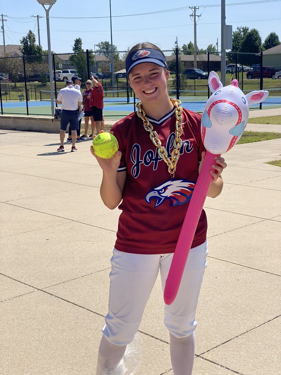 JHSEagle's tweet photo. Eagles start the day off with a 9 inning 2-0 win vs Pryor OK. Do Your Job Winner is @rileyjokelly with the walk off 💣 in the bottom of the 9th. Next game is @ 3pm vs Webb City. #walkoffbomb https://t.co/jI07PV9imO