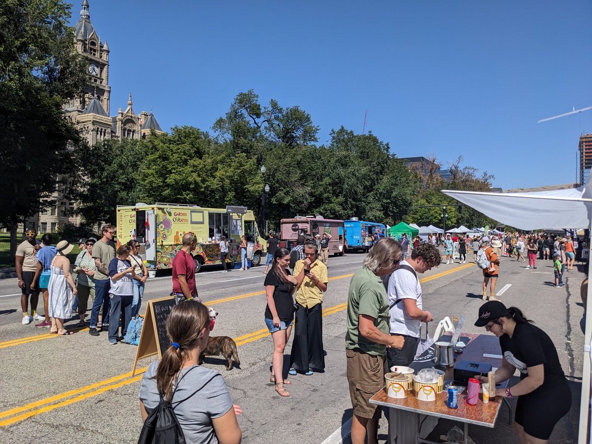 WesleyTech's tweet photo. #VegFestSLC is popping off at Library Square, downtown SLC today until 8pm! Free entry!

C'mon on out &amp; try some delicious veggie food! https://t.co/IvmY1pXri6