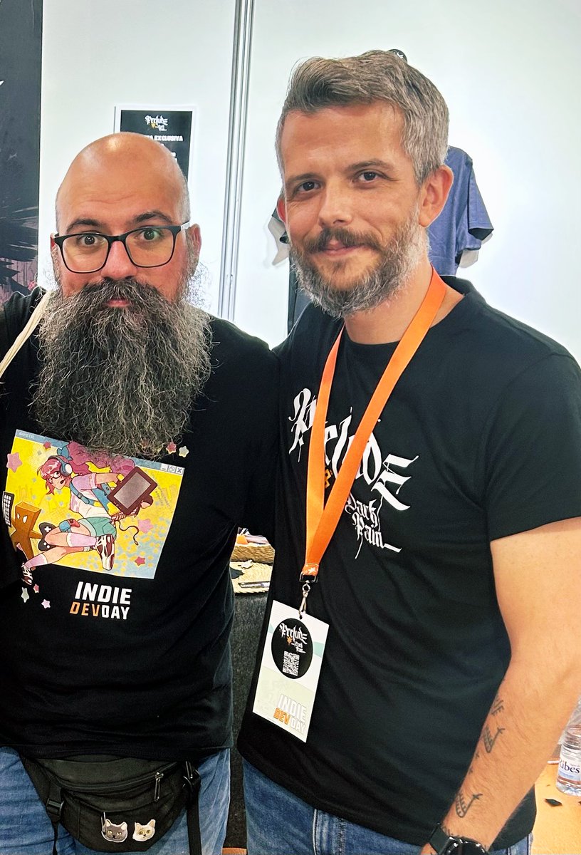 preludethegame's tweet photo. Hoy hemos tenido a @Pazos_64 por el stand de Prelude y por fin hemos podido darle los sugus!👏🏼😂 Muchas gracias por el interés y el feedback🔥 
#IndieDevDay2023 #indiedevs #indiegame #gamedevs https://t.co/qQZXlw9IFI