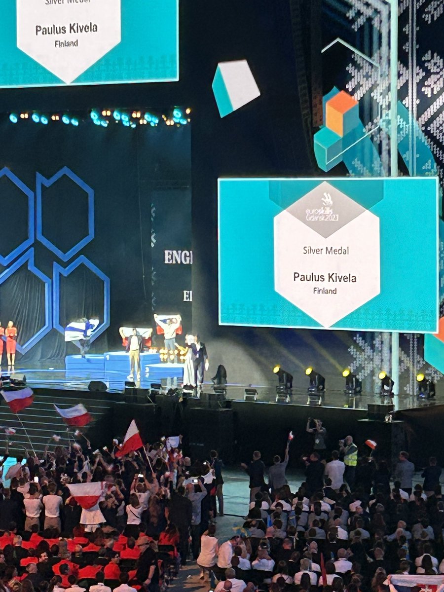 SE ON HOPPEE OSAOn PAULUKSELLE #euroskillss2023 💙🇫🇮💙Onnea @osaoinstagram  #osao #osaomuntyö❤️