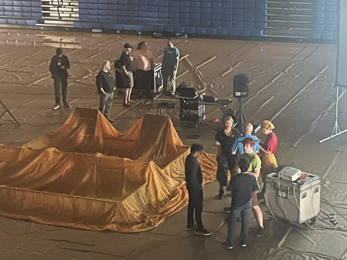 ViennaJ's tweet image. Got to see the unveiling of @FIRSTweets  newest Tech Challenge Field. Let’s just say when “drones” appeared on the screen, some of these kids lost their minds. #robots #STEM