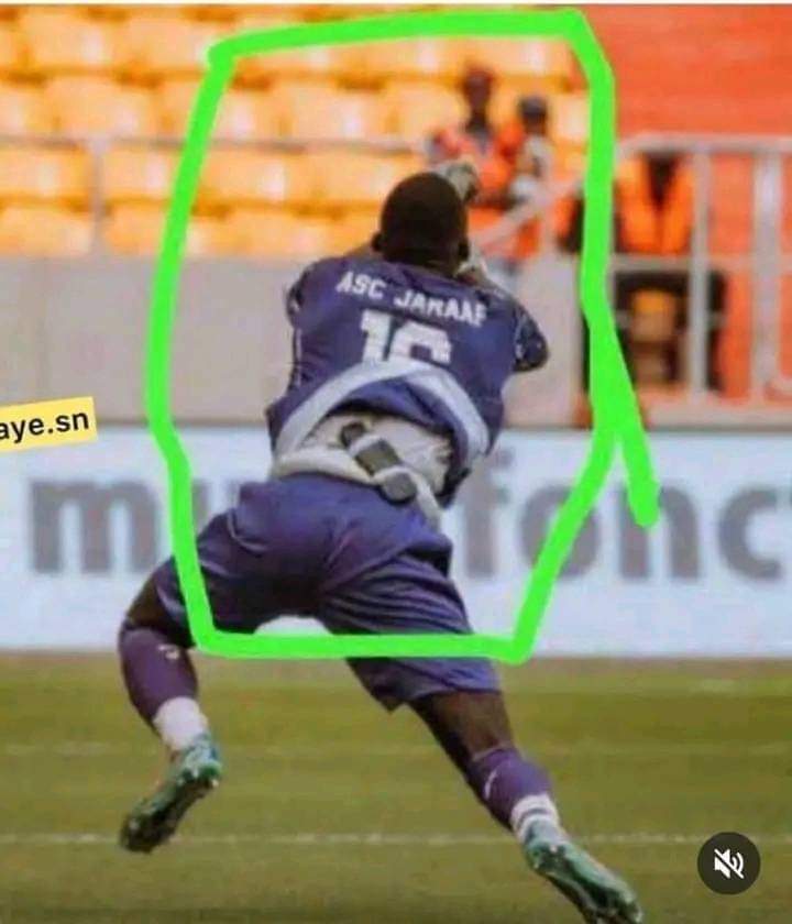 🤣🤣🤣🤣🤣🤣 Abeg oooh wetin dis our Africa brother tie for back
Voodoo no dey reign again
Voodoo no dey play football oooo
Na wa oooh🤣🤣🤣🤣🤣🤣🤣🤣
Let me mind my business biko.
#Oxaide #SmirnoffBBNParty #nawa |UKRENG|Bellingham|Mudryk #chiamakaNnadozie