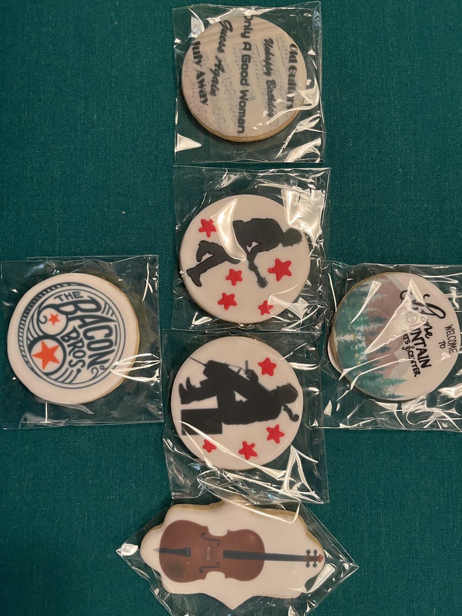 Michael Bacon tweet media