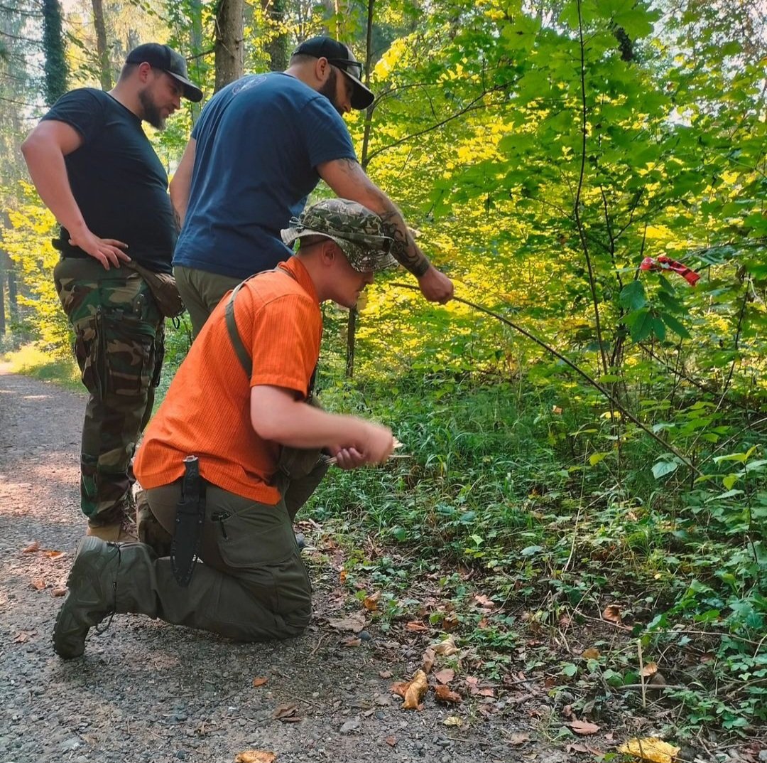 SwissPrepCH's tweet photo. Heute bei einem Kurs einen interessanten Einblick in das Thema #Mantracking erhalten. Viele wertvolle Tipps von der professionellen Kursleiterin Kyt Lyn Walken (https://t.co/6RIU46kier).
Organisiert von How to survive (https://t.co/B8xQEHNA5t) https://t.co/O5AzWXcyAi