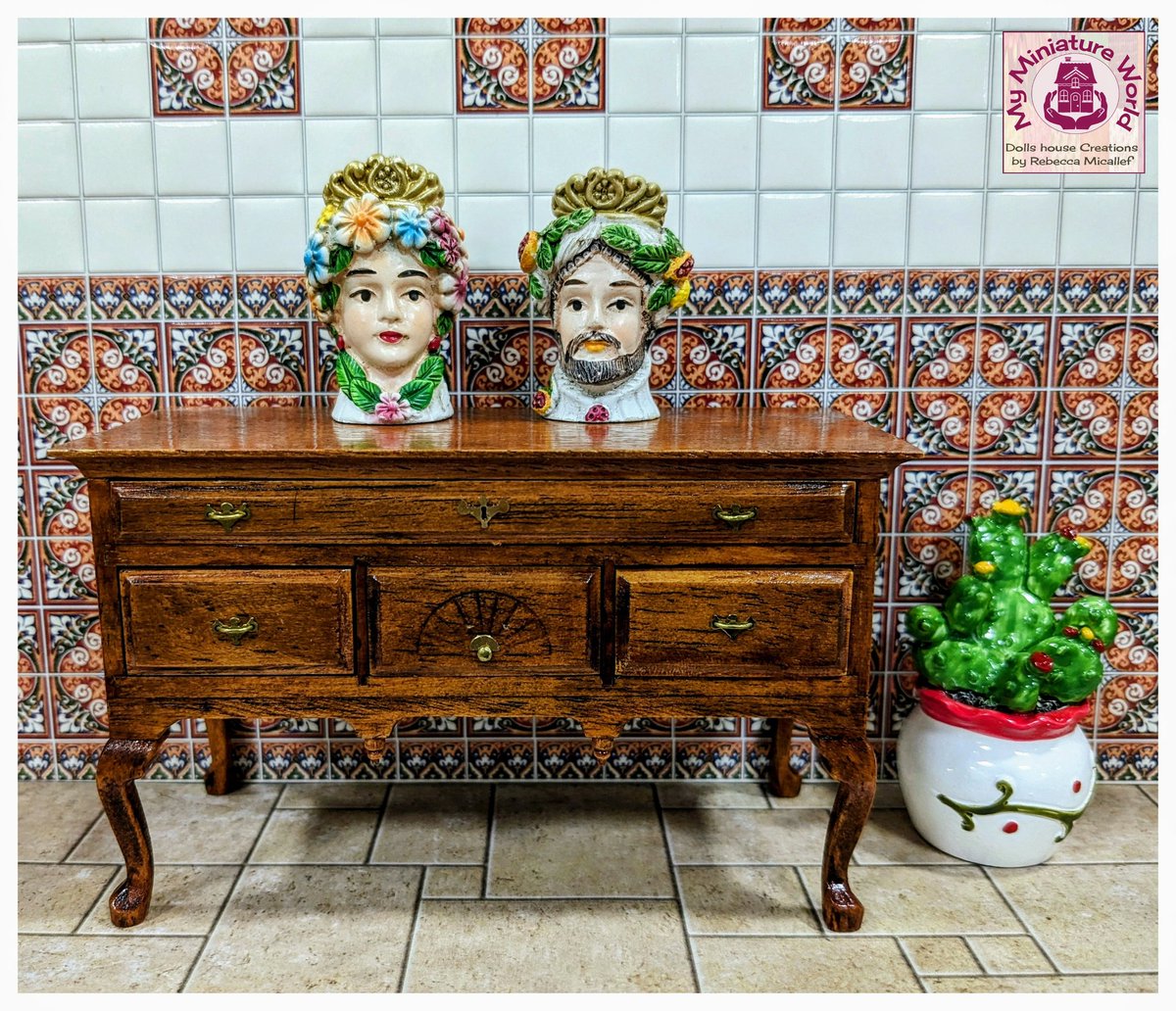 rebmicallef's tweet photo. A few traditional Sicilian miniatures. Visit My Miniature World Blog to see more. https://t.co/vJju7afFFM

#dollshouse #miniatures #miniaturist #sicily #sicilian #traditional #moorhead #morohead #moro #pricklypear #pricklypeartree #blog #blogger #bloggerpost #picoftheday https://t.co/C7qOLLtTbi