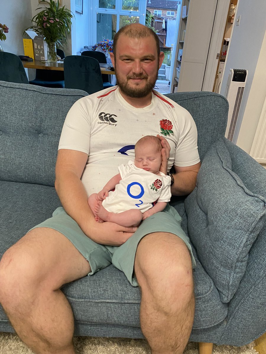 Chloe825's tweet photo. I wonder if 11 day old Charlotte is @EnglandRugby youngest supporter? @ITV @ITVSport @O2 #ENGvARG #rwc2023 https://t.co/bWHZX2JnJ2