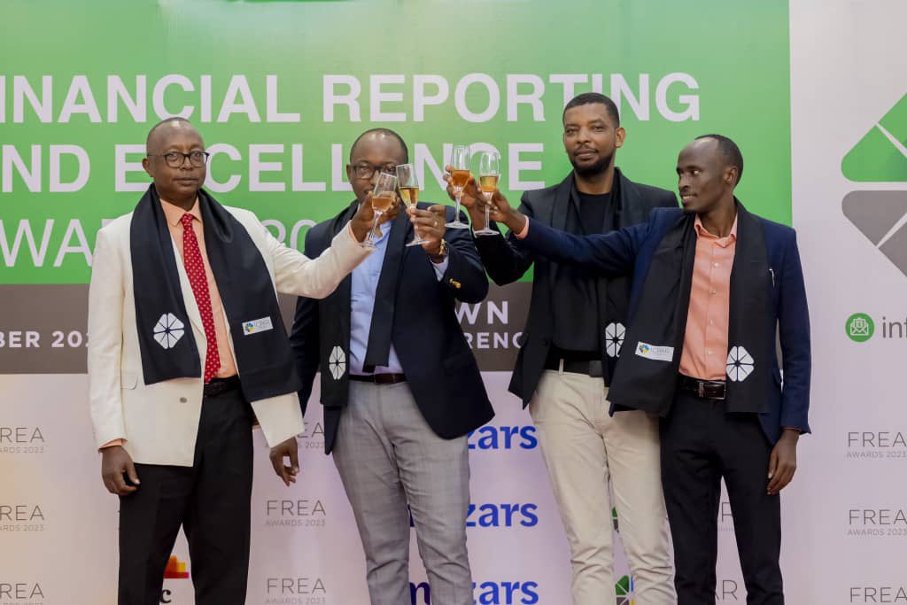 BRDbank's tweet photo. Kudos to our Finance team for bringing home three awards at the Financial Reporting and Excellence Awards hosted by @i_cpar. 

Well done!!!👏🏾👏🏾👏🏾

#FREA2023 https://t.co/JnN5m2FfDw