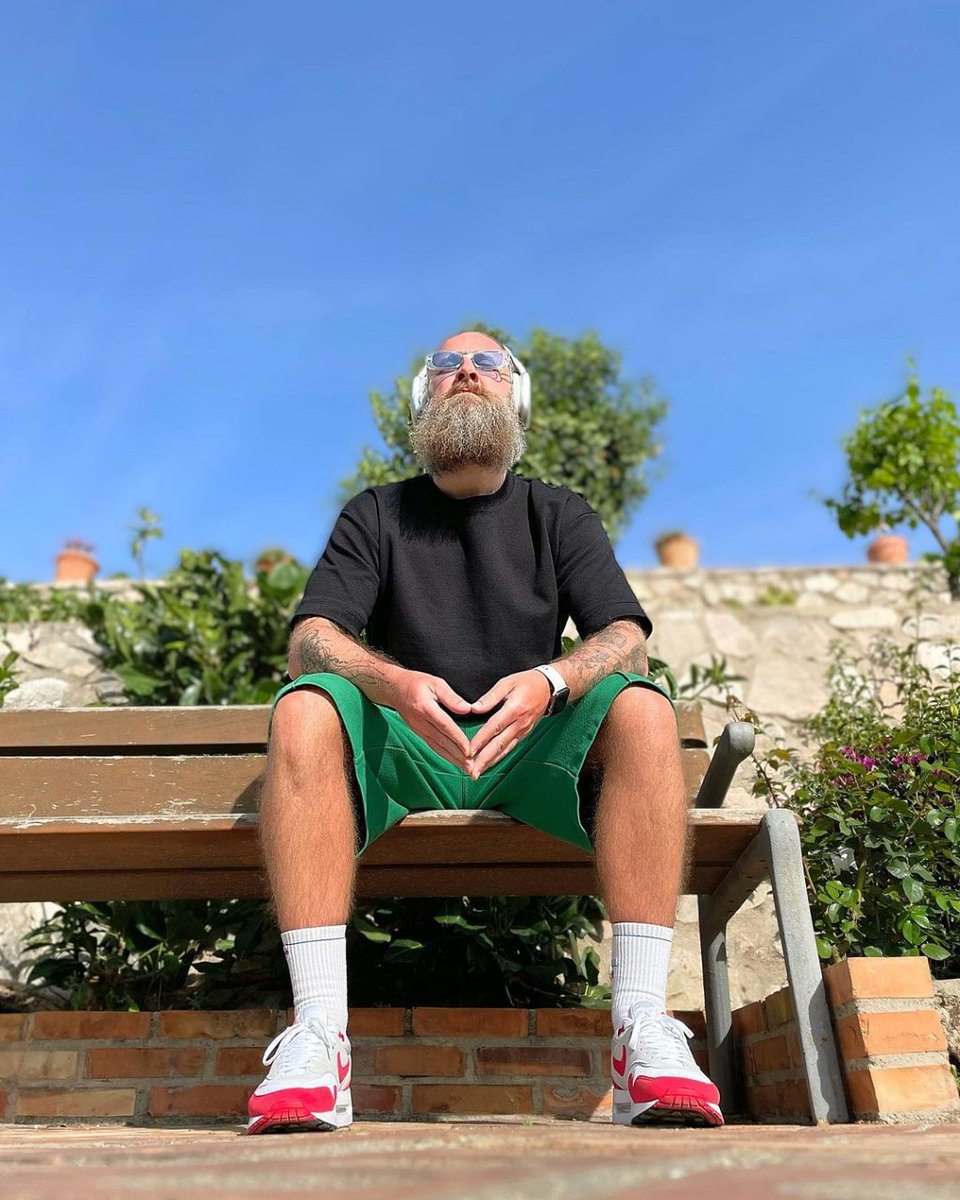 💆 Ese momento de relax cuando caminas por el paseo marítimo de #Benalmádena te recarga las pilas para todo el día 🔋

#lovingBenalmádena ❤️
📸 <a href="/robbi_ak/">Robbi_AK</a> 
#costadelsol #benalmadena #andalucia #malaga #spain #españa #lovingbenalmadena #benalmadenacosta #benalmádenaesdeporte