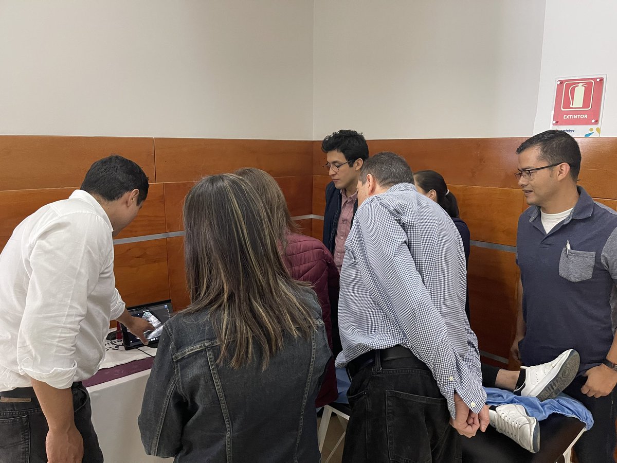 ANDRESMFC14's tweet image. En #PAIPA con @Periocrit y @SOBAYRE #POCUSFIRST #gastricultrasound