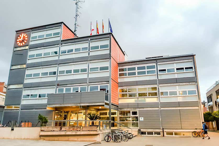 ⚫ L'Ajuntament de Santa Perpètua dw Mogoda expressa el seu condol i solidaritat amb el poble marroquí i tota la comunitat marroquina del nostre municipi davant el terratrèmol que ha sacsejat la zona de Marràqueix aquesta matinada