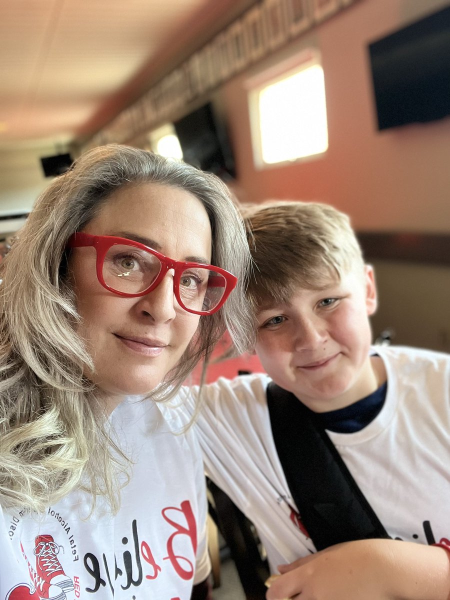 EdmontonEFAN's tweet image. Walking with @BissellCentre today to raise awareness of FASD! Thank you for letting us join you! #RedShoesRock #FASDMonth2023