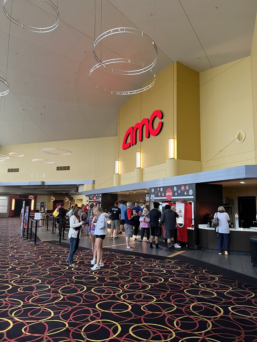 #AtAMC to watch #MyBigFatGreekWedding3 Spending money on concessions 🍿🥤🍫 because they can’t manipulate profits. I Love the movies and I Love the stock 💕#AMC 💕