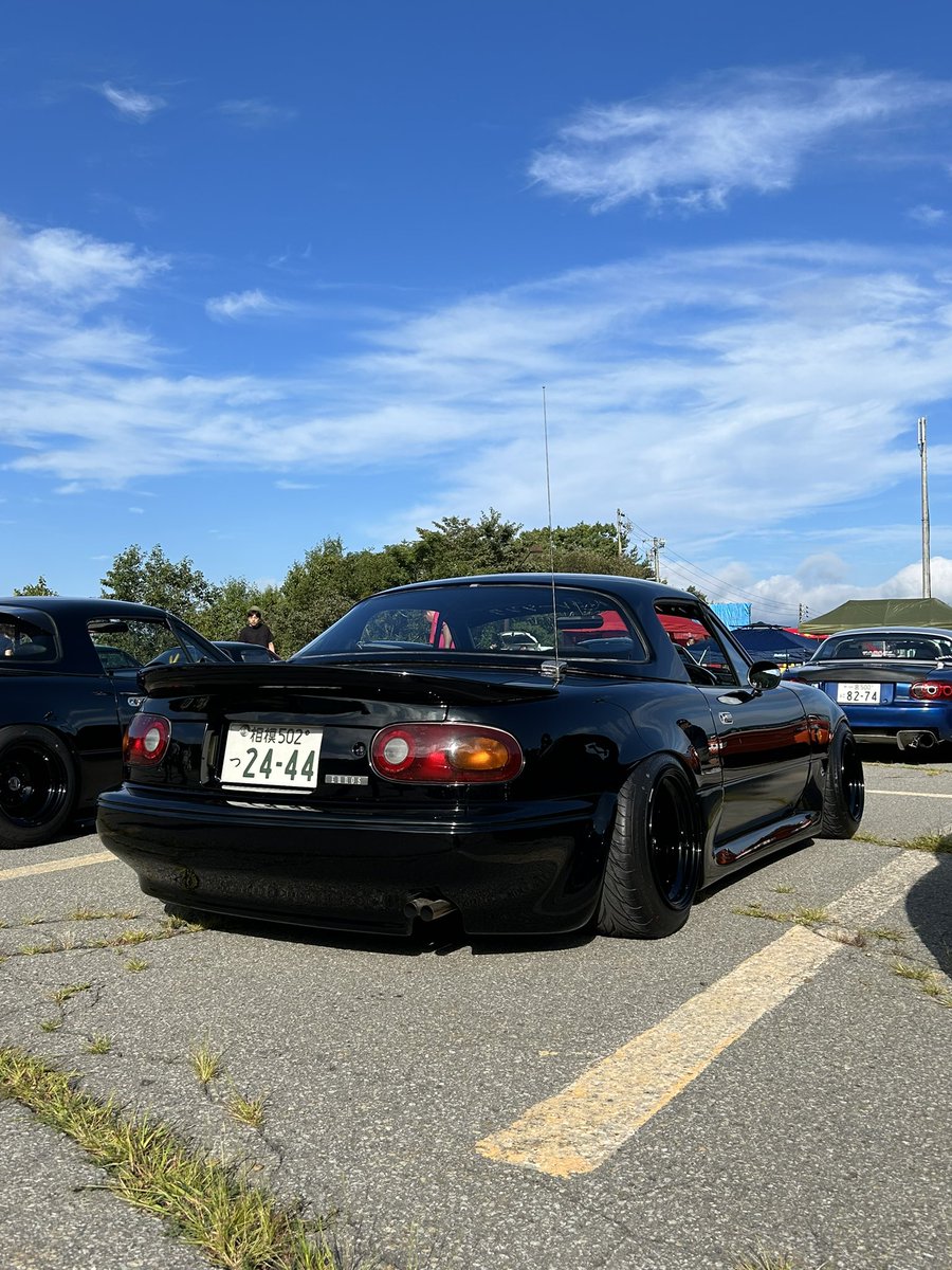 少しイメチェンしました🖤
全塗装、ハードトップ化、鉄チン色替
よこちゃん初め手伝ってくださった全ての皆様ありがとうございました😭🙇‍♂️
中部楽しみます✨
#中部ミーティング