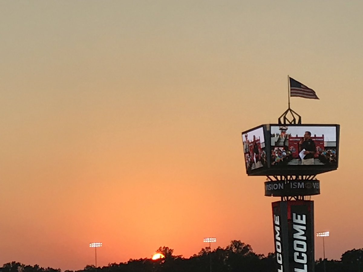 HermanMReid's tweet photo. @NASCAR RIR https://t.co/e5SMza91KF